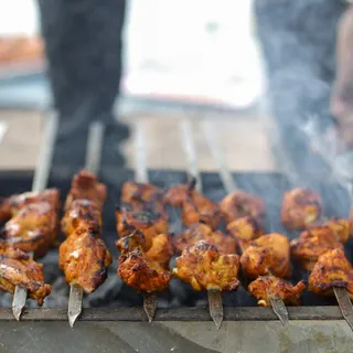 Shish Tawouk Pizza